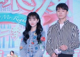 进娱乐圈是为了吃瓜嘛